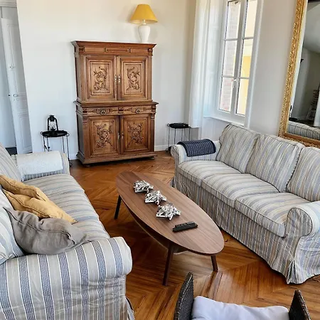 Villa La Muguette - Charming House By The Sea *
