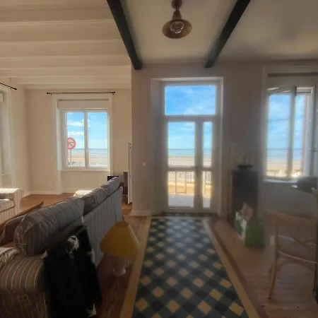 Villa La Muguette - Charming House By The Sea